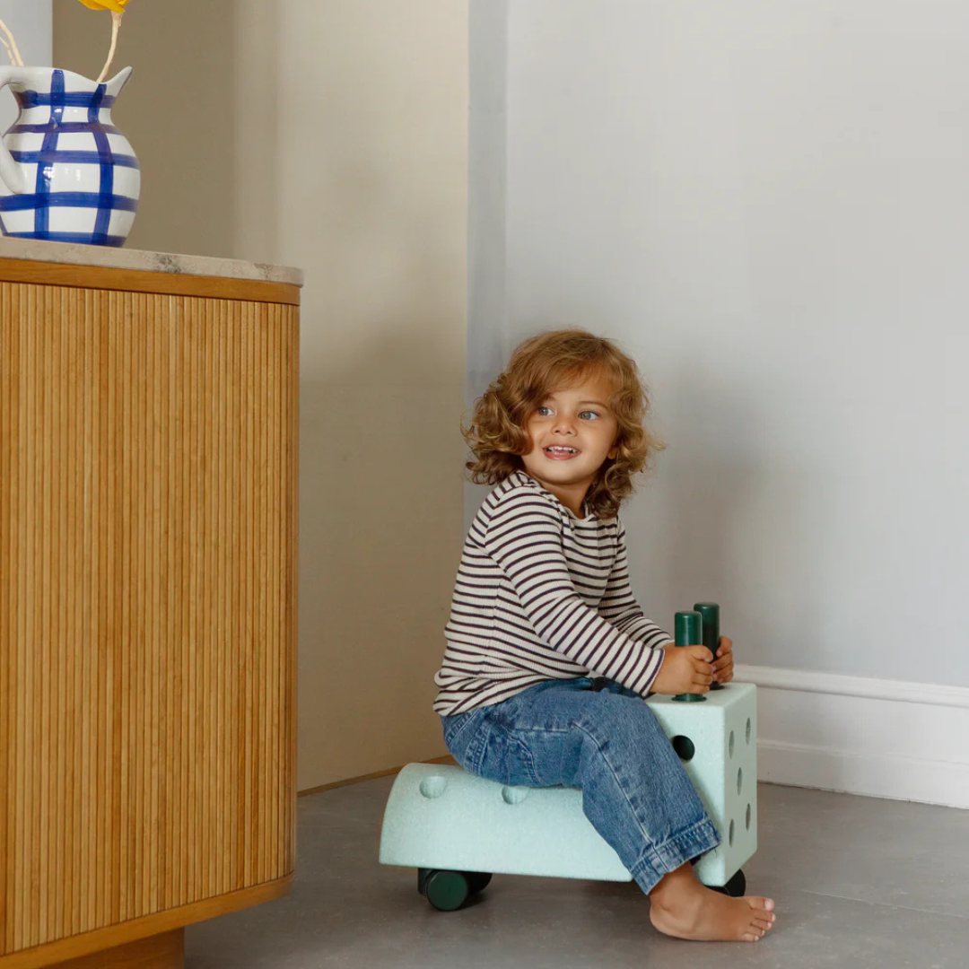 Tiny Ride - Imagen 3